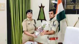 आईपीएस विनय तिवारी