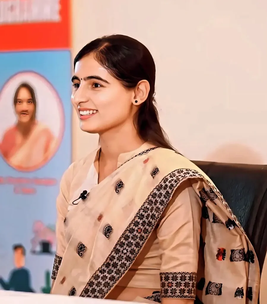 “UPSC AIR 6 सृष्टि डबास – आरबीआई में नौकरी करते हुए पहले प्रयास में आईएएस बनने वाली दिल्ली की बेटी”