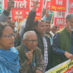 देशव्यापी आम हड़ताल का पटना में व्यापक असर, डाकबंगला चौराहे पर मजदूर-किसानों का प्रदर्शन; 4 श्रम कोड और मनरेगा पर सरकार को घेरा