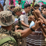 पश्चिम बंगाल चुनाव में पहले चरण की वोटिंग के दौरान हिंसा, कई सीटों पर BJP-TMC कार्यकर्ताओं में झड़प; उम्मीदवारों पर हमले से बढ़ी चिंता