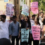 पटना यूनिवर्सिटी में छात्रों का प्रदर्शन तेज, गिरफ्तारी के खिलाफ दरभंगा हाउस में हंगामा