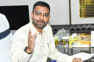 दीपक प्रकाश