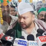 उर्स के मौके पर तेजस्वी यादव ने पटना हाई कोर्ट मजार पर की चादरपोशी, प्रदेश में अमन-शांति की दुआ मांगी
