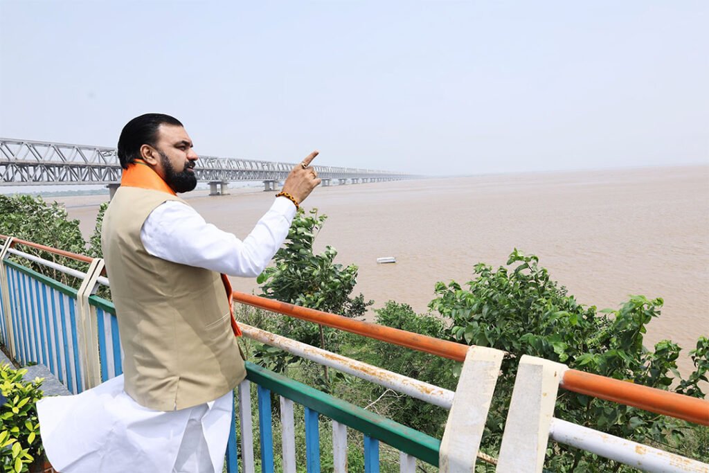 CM सम्राट