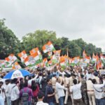 पटना में कांग्रेस का हल्लाबोल, CEC ज्ञानेश कुमार के इस्तीफे की मांग; पुलिस ने चलाया वाटर कैनन