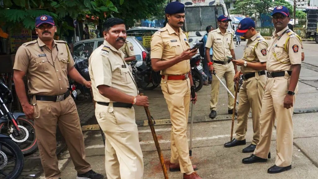 पुलिस मुख्यालय