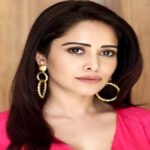 नुसरत भरूचा की रीढ़ में फ्रैक्चर, एयर एम्बुलेंस से मुंबई लाया जाएगा; होगी सर्जरी
